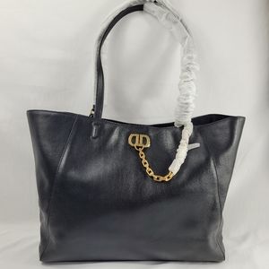 Dkny Linton Leather Tote Blackgold